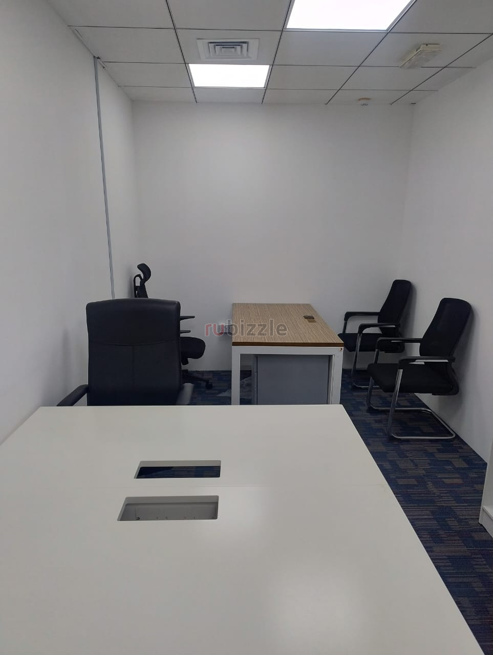 108 sqft office space available for rent in Deira,Dubai..