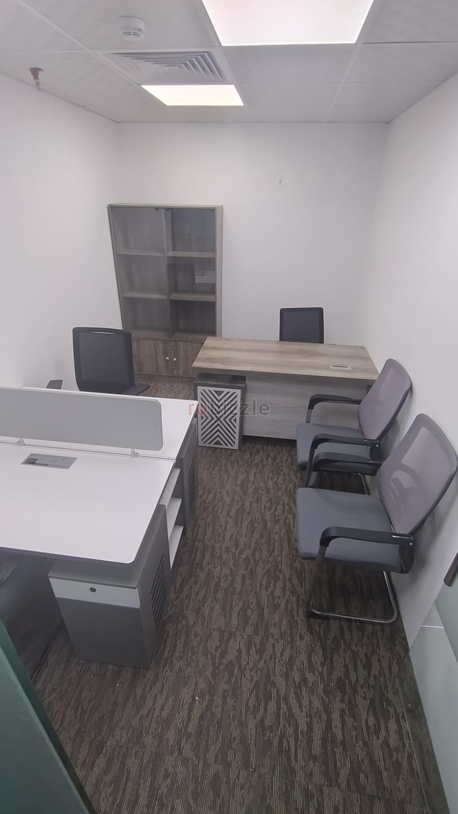 101 sqft office available for rent in Dubai,.