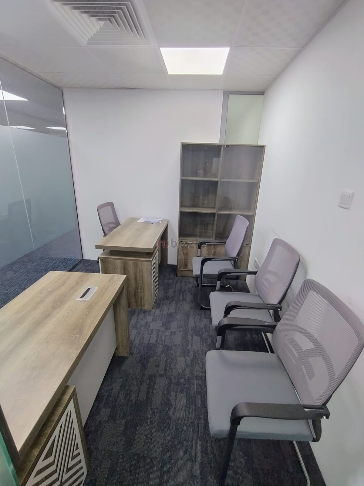 fully furnished small office space available for rent in Deira,Dubai