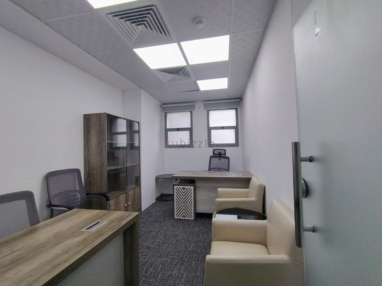 165 sqft office space available for rent in Deira,Dubai